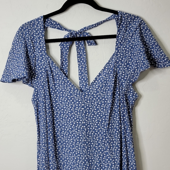 French Connection Floral Slouchy Jumpsuit - Picture 4 of 10